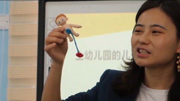 上海一幼儿园为家长上性教育课 性教育应该从什么时候开始(图2)